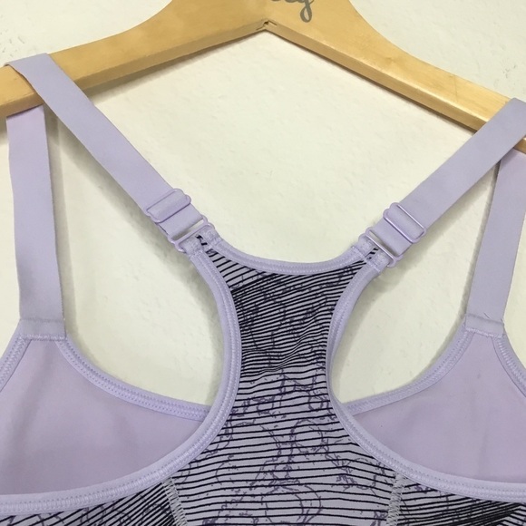 NWT Under Armour Purple Sports Bra - Picture 7 of 7